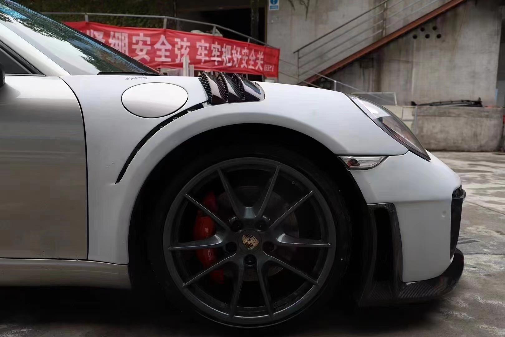 Auto Parts for Porsche 911 991.1 Upgraded GT2RS Body Kit 991.1 Upgraded GT2RS Front and Rear Bumper Spoiler Body Kit