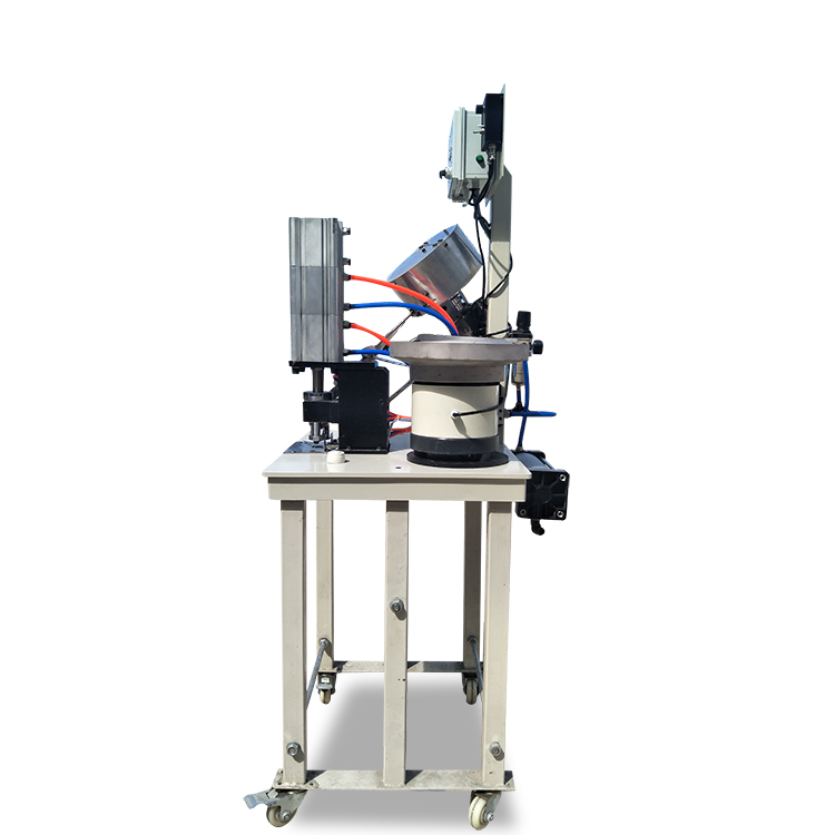 3 CYLINDER EYELETTING MACHINE