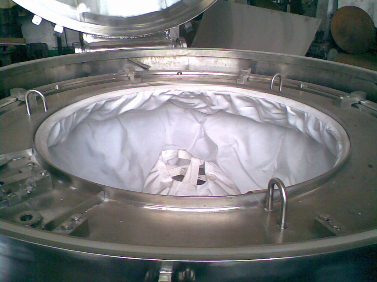 Centrifugal Machines with Bag pulling filter basket centrifuge oil pollution centrifuges