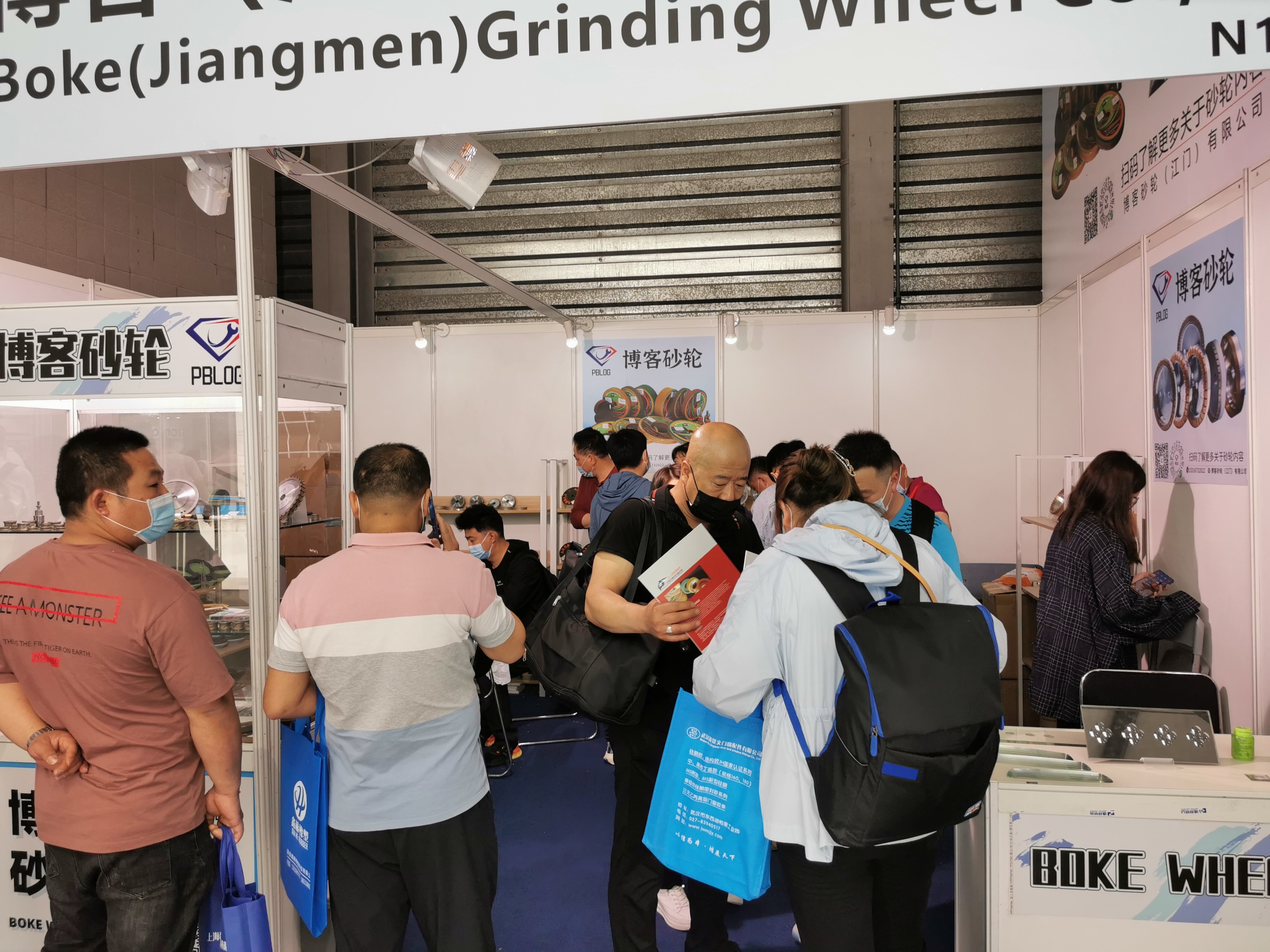 Glass Edge Sintered Diamond Grinding Wheel Hardness High Temperature