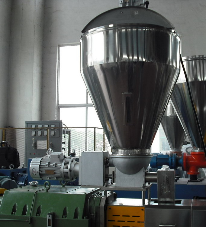 High Capacity PET Pelletizing Machine PVC Recycle Twin Screw Extruder Water Flushing Strands Pelletizing Line