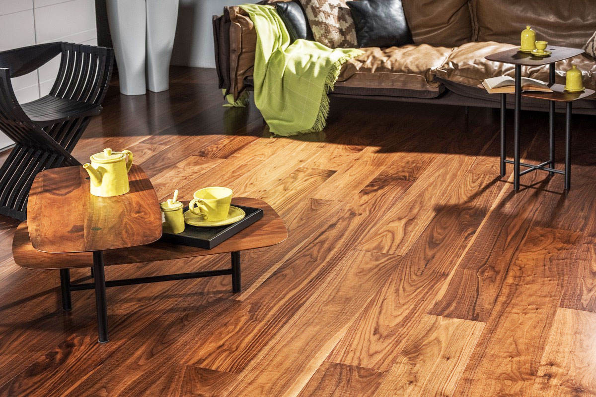 FSC CC 15mm Engineered Wood Flooring Customized Walnut Floorboards