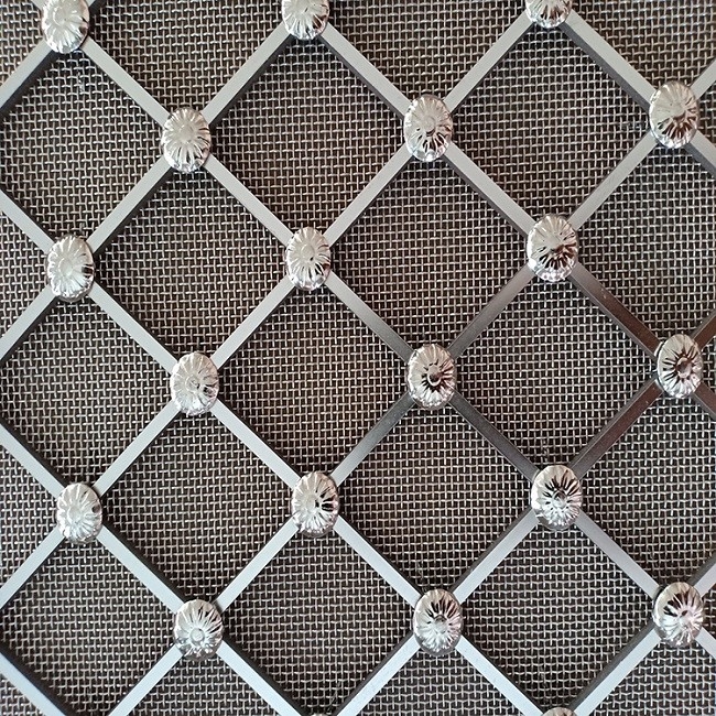 Metallic Architectural Woven Wire Mesh Stainless Steel Woven Wire Mesh Grille For Cabinet Decoration