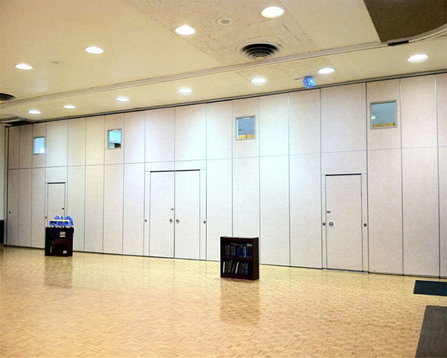 38db Folding Modular Partition Wall 4m High MDF Board