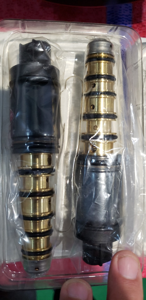 China top supplier manufacuter for auto AC Control Valves, Car AC Compressor Control Valve Wholesale Control Valves