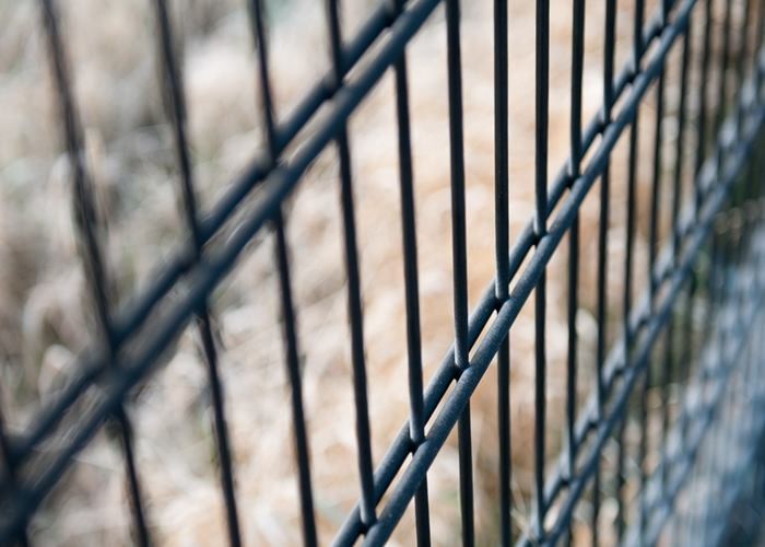 Square Post 2430*2500 Double Wire Mesh Fencing