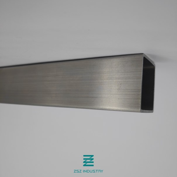 Rust Resistant Steel Railing Square Pipe / Polished Stainless Steel Pipe