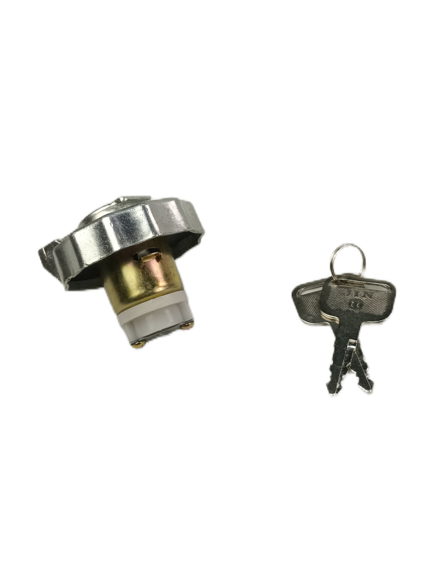 ISUZU NHR NKR 4JA1 4BD1 KY SD OIL CAP IRON 8941600280