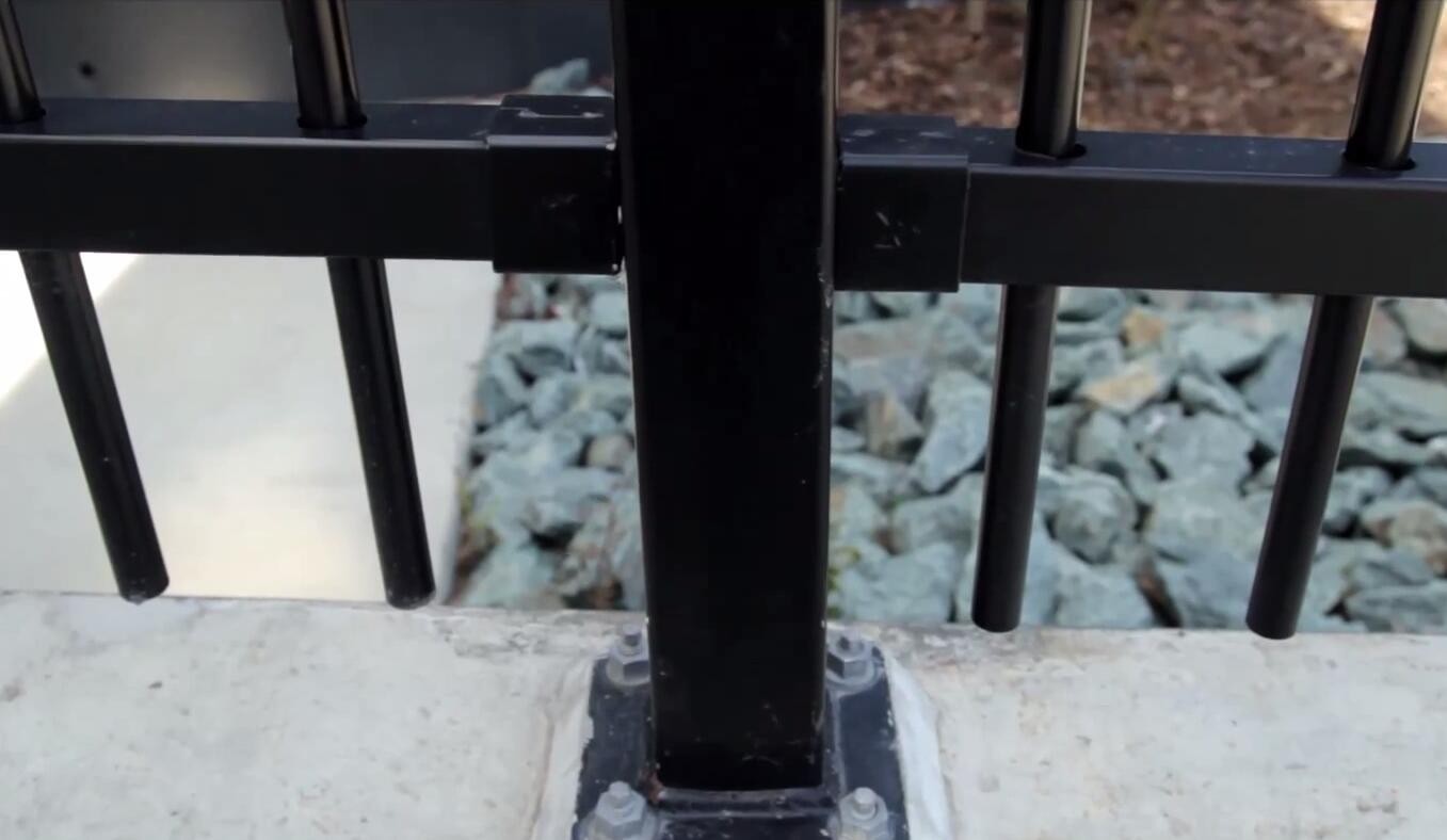 Security Fencing Spear Top - 1800 x 2400 Black Panel