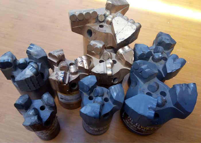Carbon Steel Water Well Drill Bits / 3 Wings PDC Drill Bits For Underground Mining