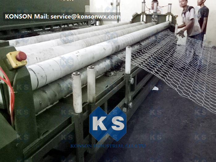  3.5m/Min 1.25m Width Hexagonal Wire Netting Machine Manufactures