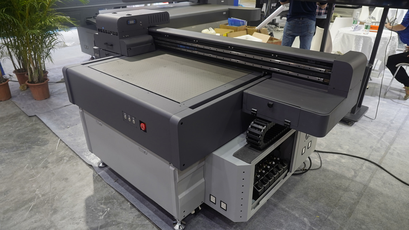 Commercial Digital Printer With LED UV Lights For TIFF/JPG/EPS/PDF/BMP Printing