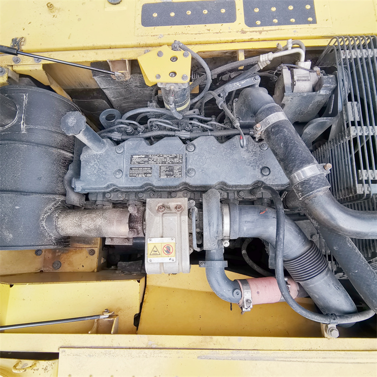2019 Komatsu PC200 Crawler Excavator with EPA Certificate and 0.8 m3 Bucket Capacity
