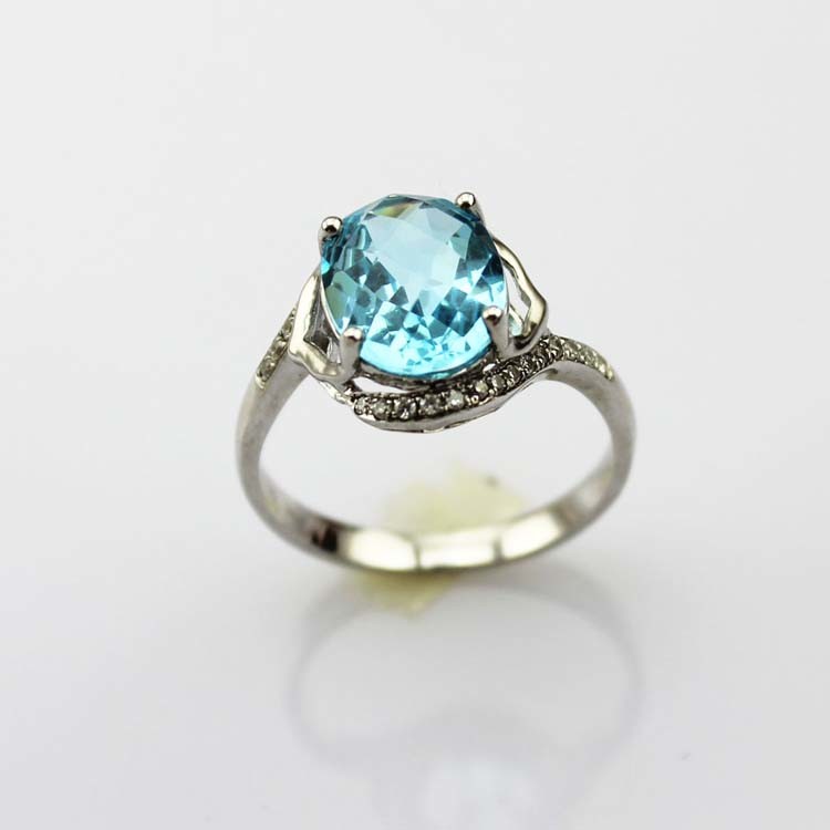Sterling Silver 8mmx10mm Blue Topaz Cubic Zircon Women Ring (R262)