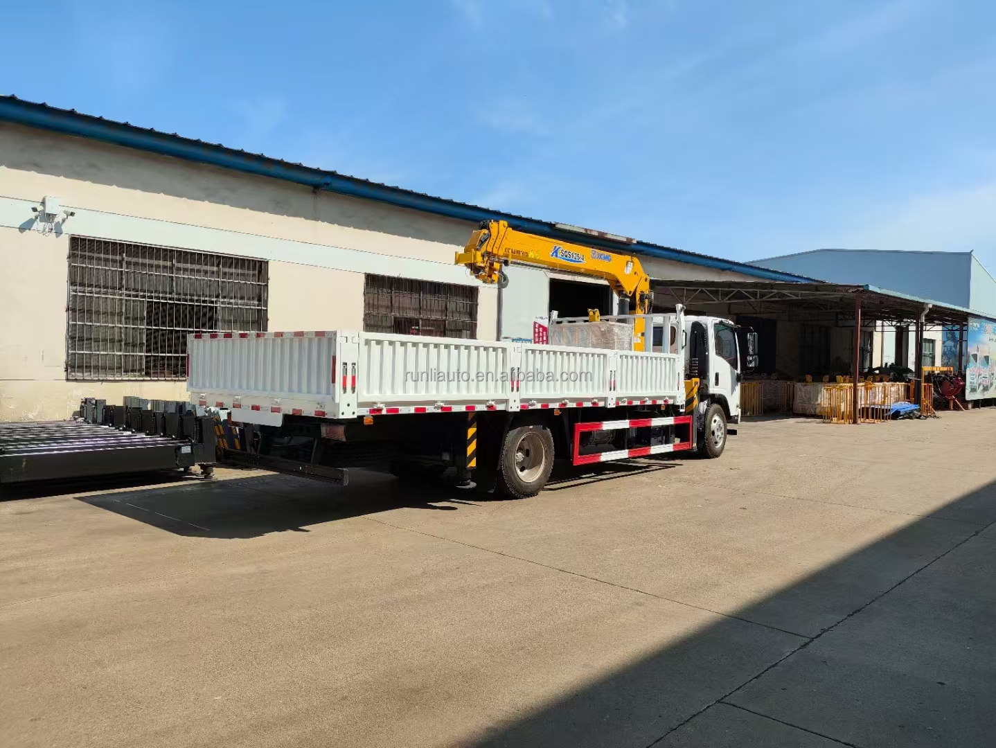 Factory ISUZU Truck Mounted Hydraulic Crane