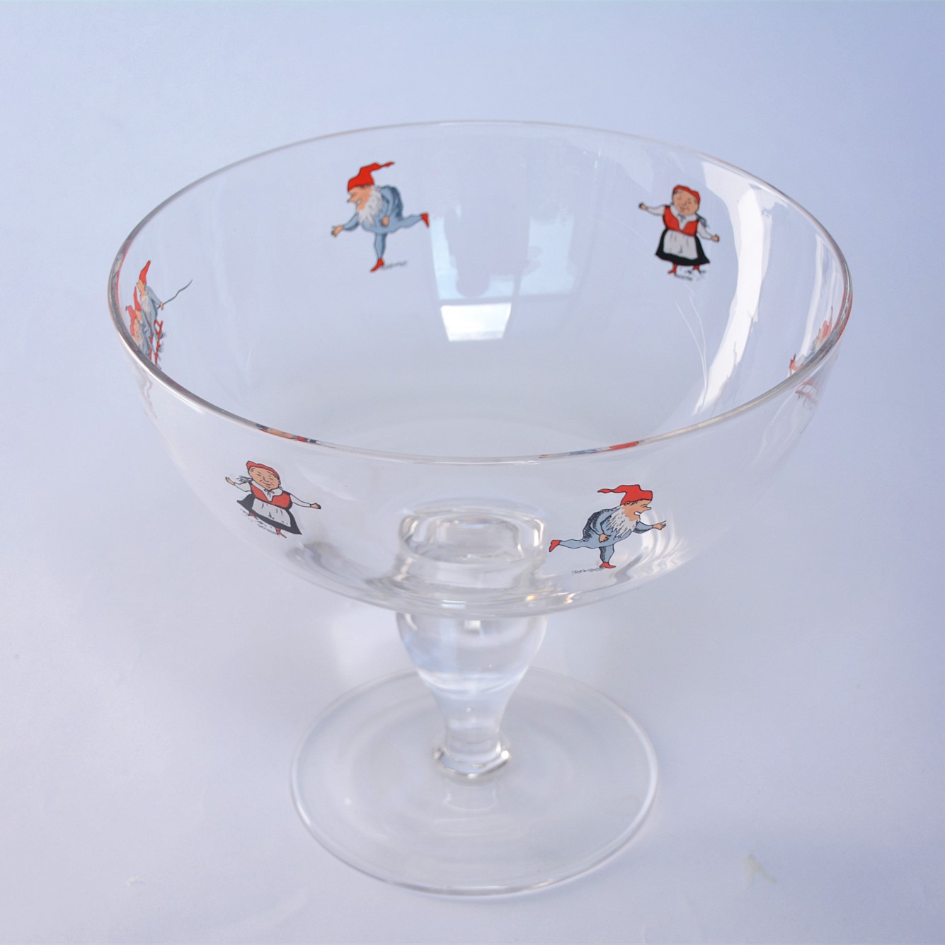 Large Diameter Crystal Glass Fruit Bowl , Crystal Salad Serving Bowl With Stand
