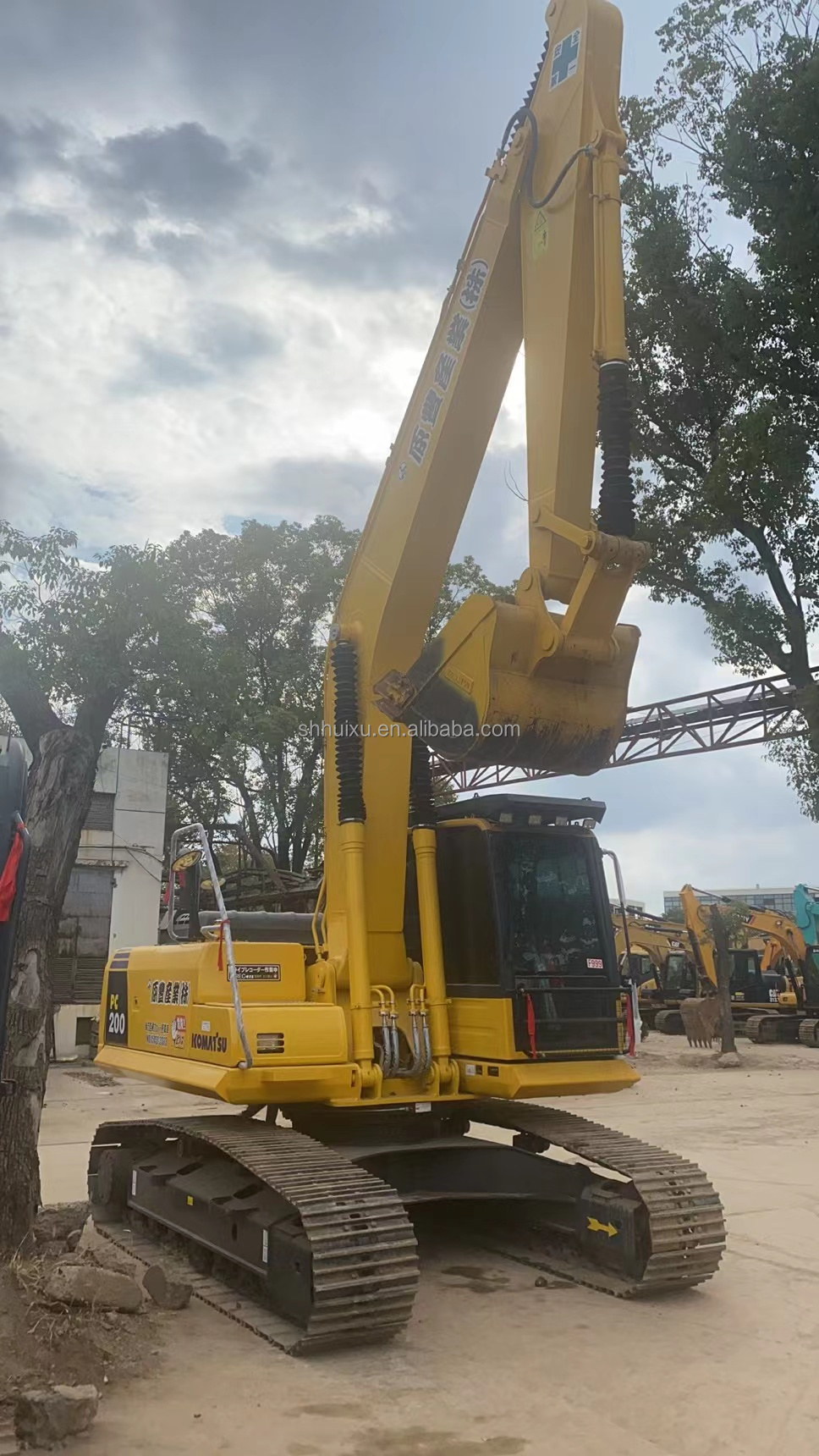 used komatsu pc200 with cheap price second hand original engine komatsu pc200 on sale