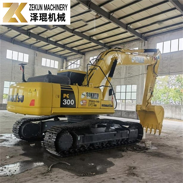 Komatsu PC300-7LC Excavator 4000 Hours with HD 6LE LC-8 Pump