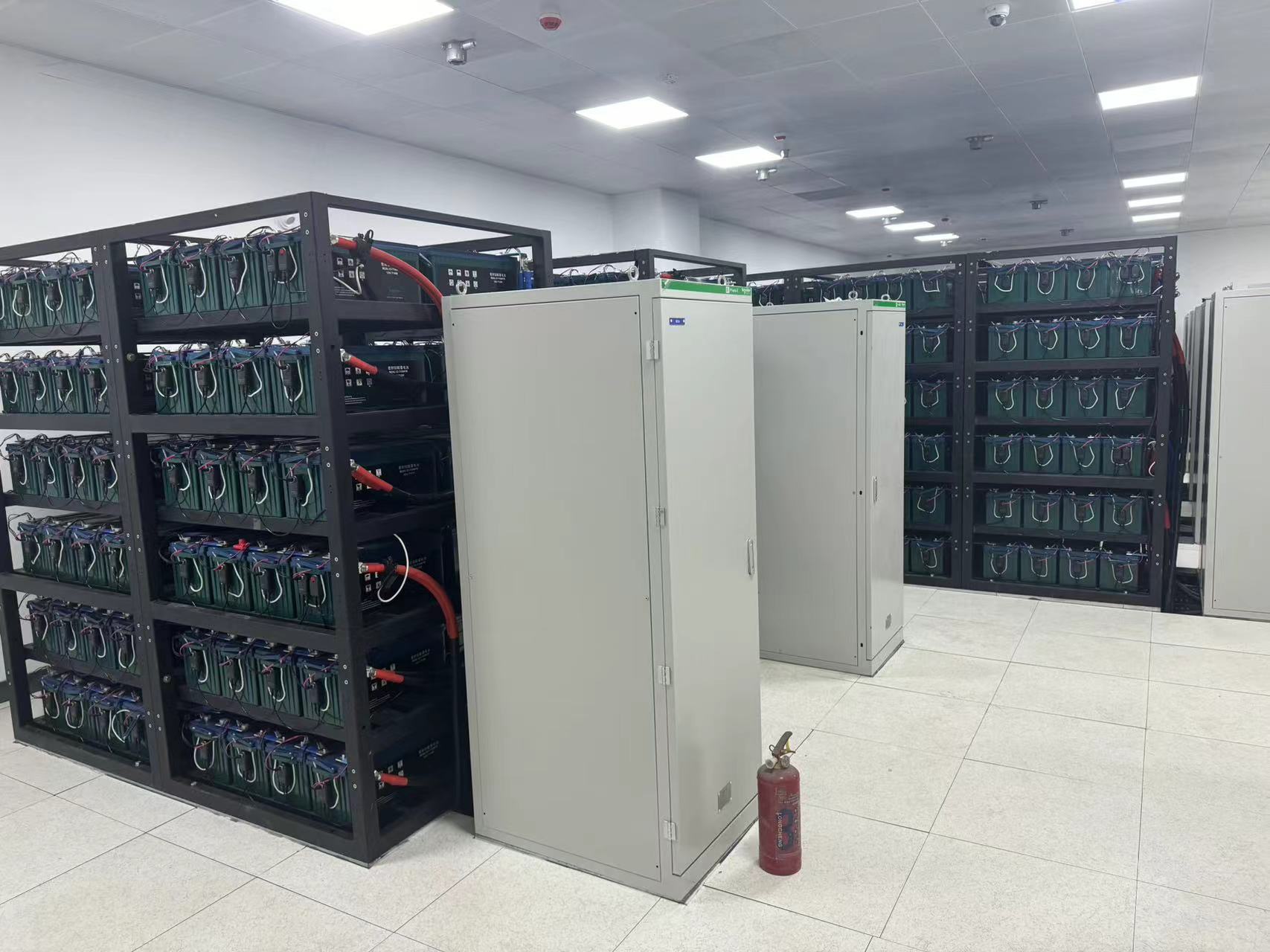 YUASA NP100-12 12V 100Ah Rechargeable AGM UPS Battery VRLA Battery for Solar System/Electric Power