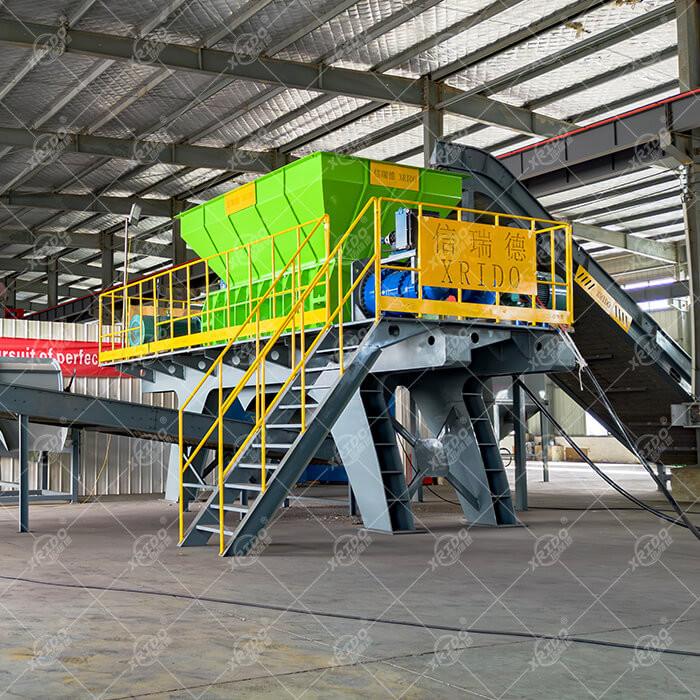 China Sale Scrap Metal Wire Waste Car Shell Plastic Shredder Machine for Sale