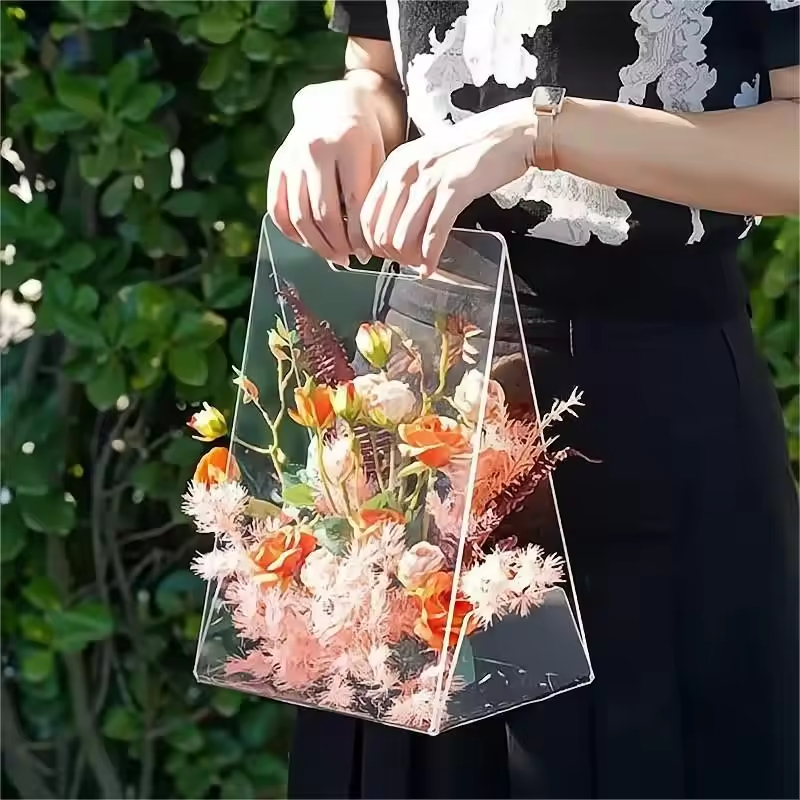 Portable Clear PVC Pet Flower Gift Boxes For Graduation Bouquets Transparent Packaging
