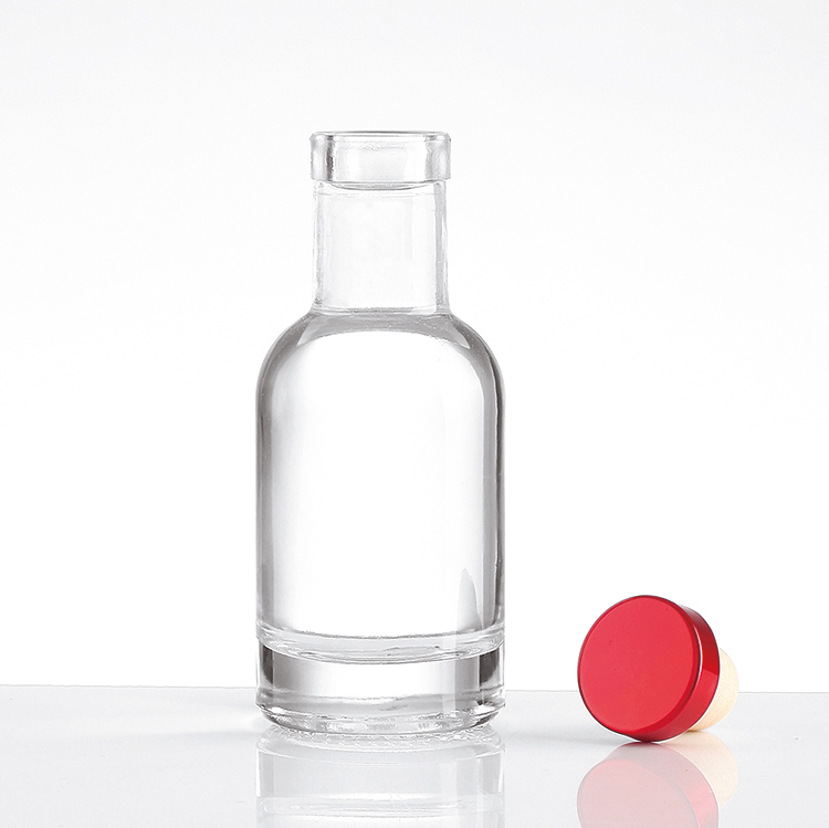 Hot Stamping 100ml 120ml Glass Bottle for Vodka Gin Whiskey Surface Handling