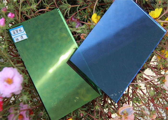 Bulletproof Lake Blue Reflective Glass , Tinted Reflective Glass For Windows and Doors Construction