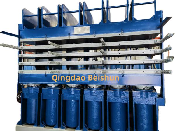 High Quality 4 Layes Rubber Tire Tread Vulcanizing Press For Truck Tire