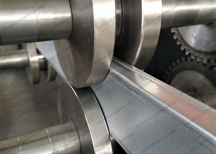 50HZ Gutter Cold Roll Forming Machine 5500w Tube Profiling Equipment