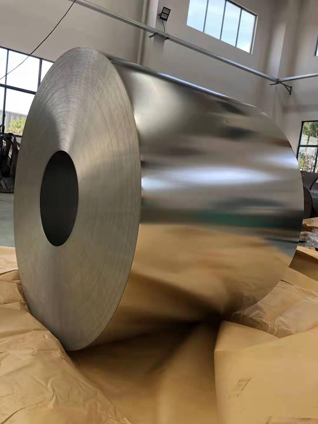 Electro Tinplate Sheet In Coil 0.5mm Stone Finish T5 Tin Strip For Food Packing