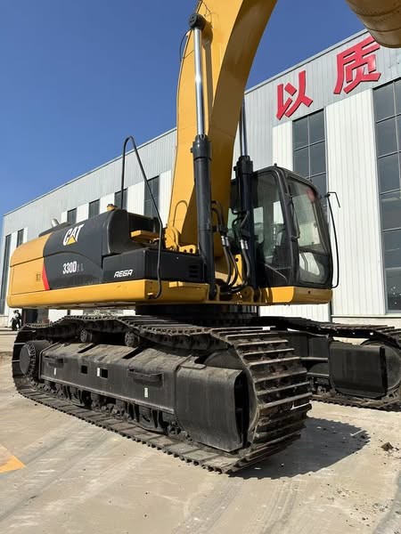 Secondhand 30 Ton Crawler Excavator Cat 330 Original Building Machinery Excavator