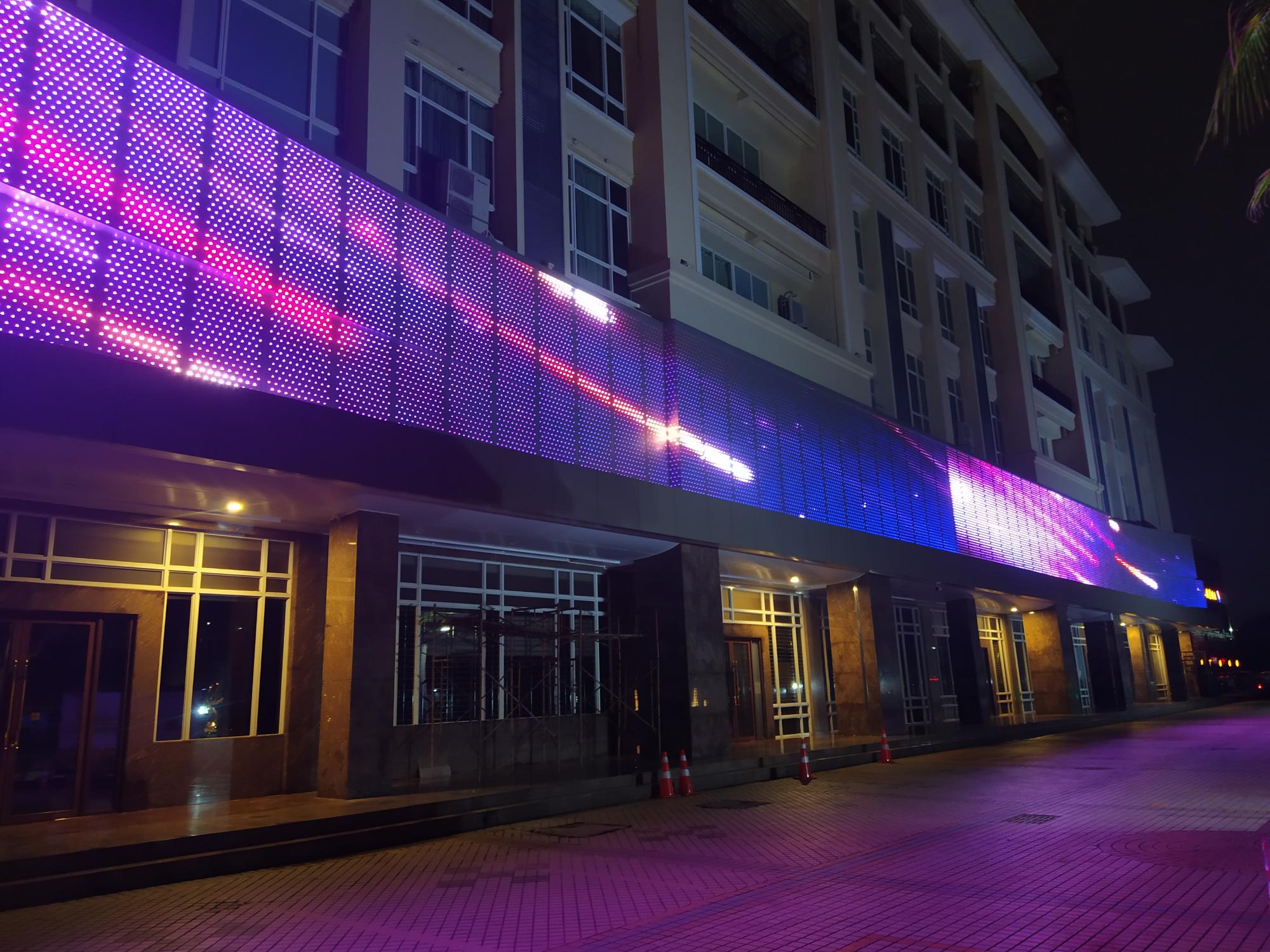 Digital Text Transparent LED Mesh Screen Outdoor IP65 Waterproof S30 P50 P100
