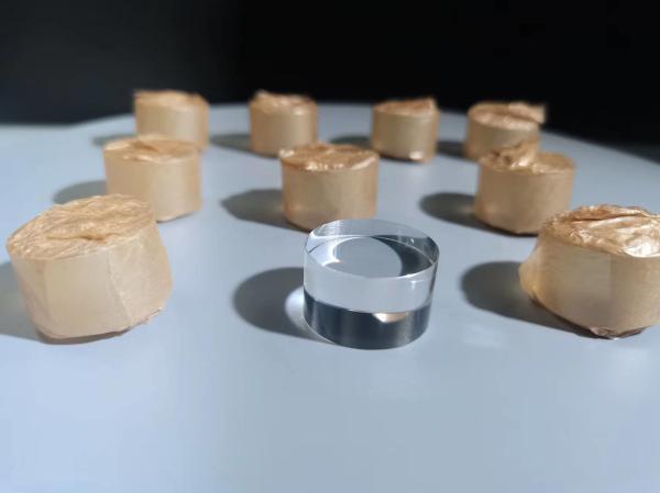 Customized Dia25.40* 15.00mm Cylindrical All Sides Polished Sapphire Lens