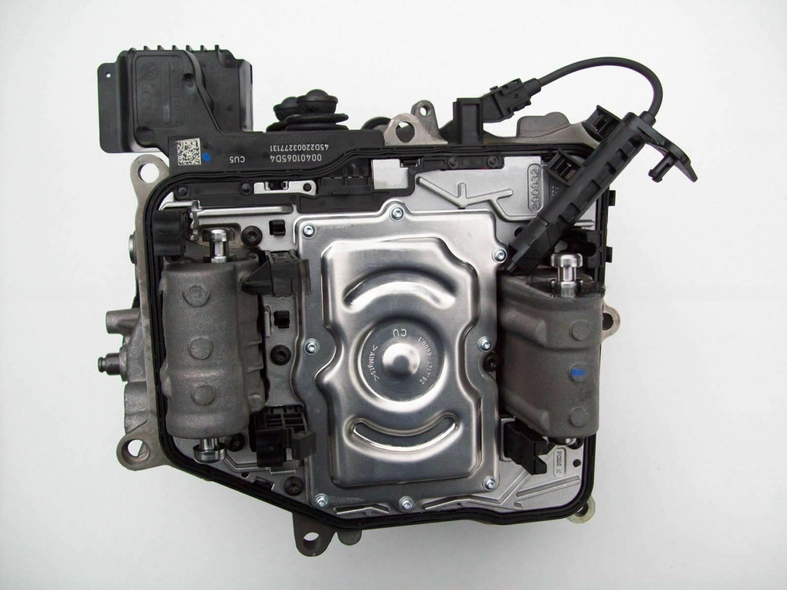 0AM DQ200 Electromechanical Unit Auto Transmission Parts with 26*20*15CM Volume