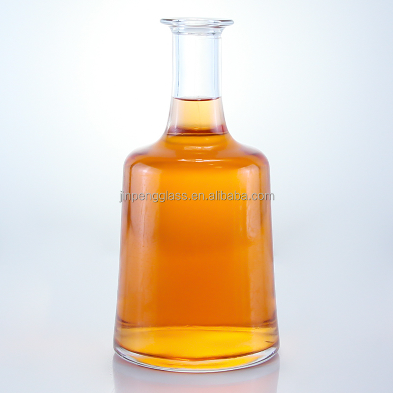 Flint Glass Bottle for Gin Rum Champagne Brandy and Whisky Featuring Customized Logo