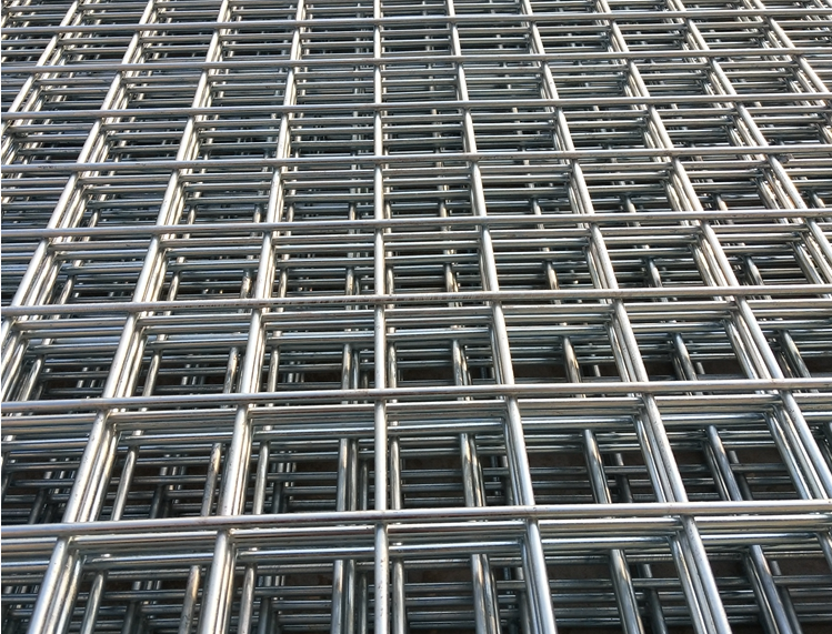 China anping Supplier Quality Galvanized Welded Wire Mesh Panels
