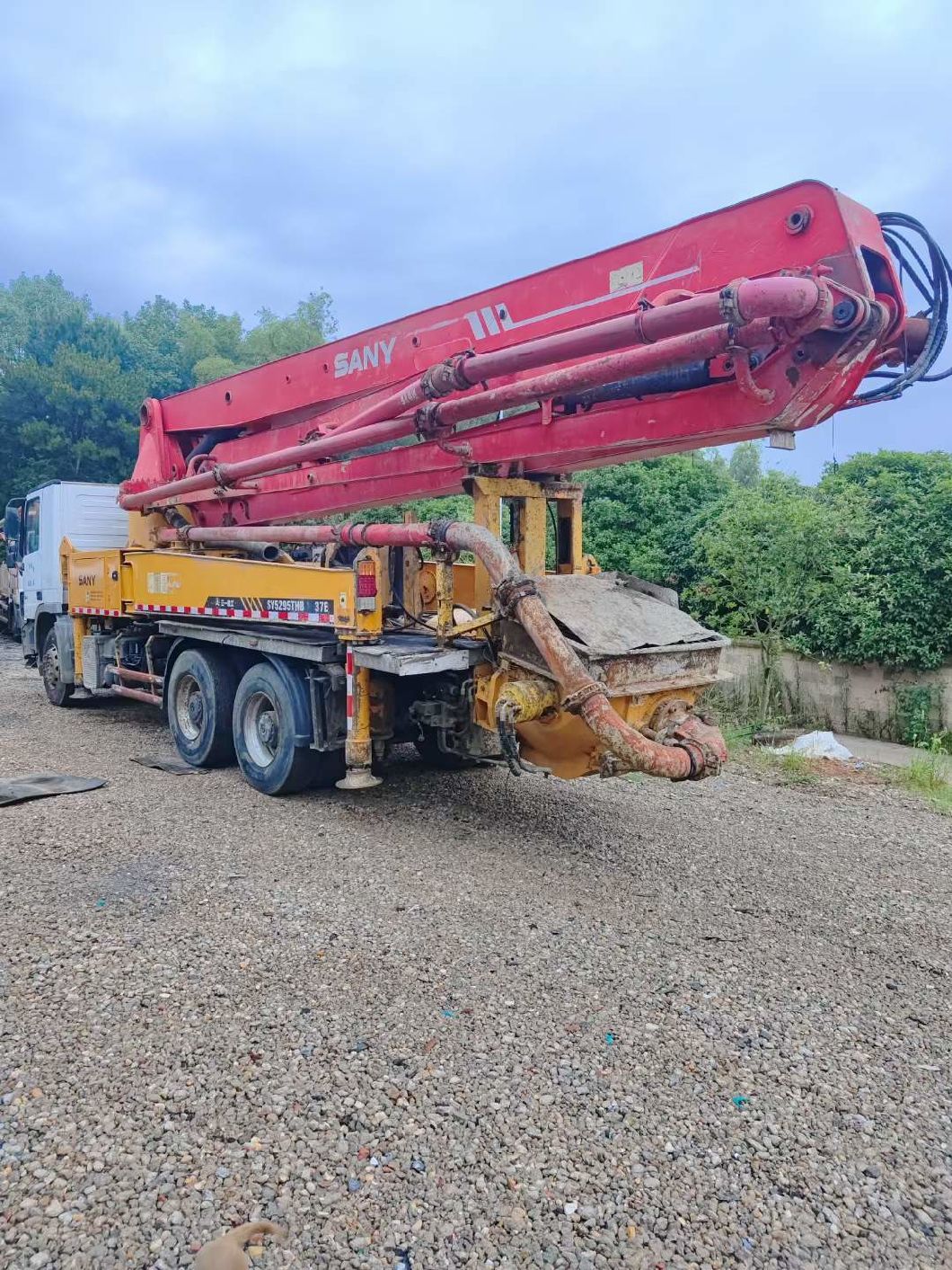 Construction Machine Concrete Pump Truck 37m Concrete Boom Pump Concrete Mixer Machine Machine Equipment