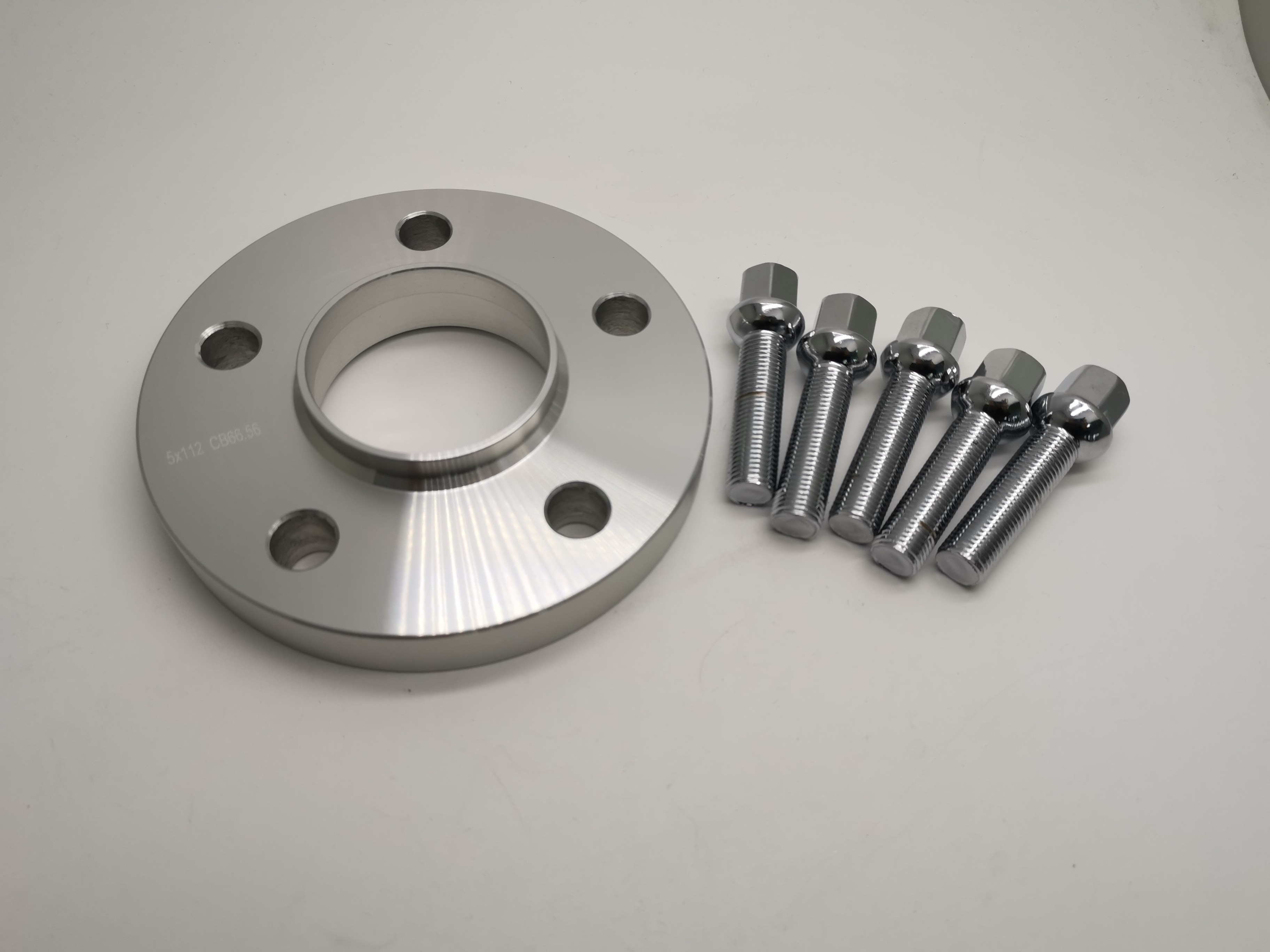 Anodized Finish Car Wheel Spacers 6061-T6 Material 20mm Thick For Audi Mercedes
