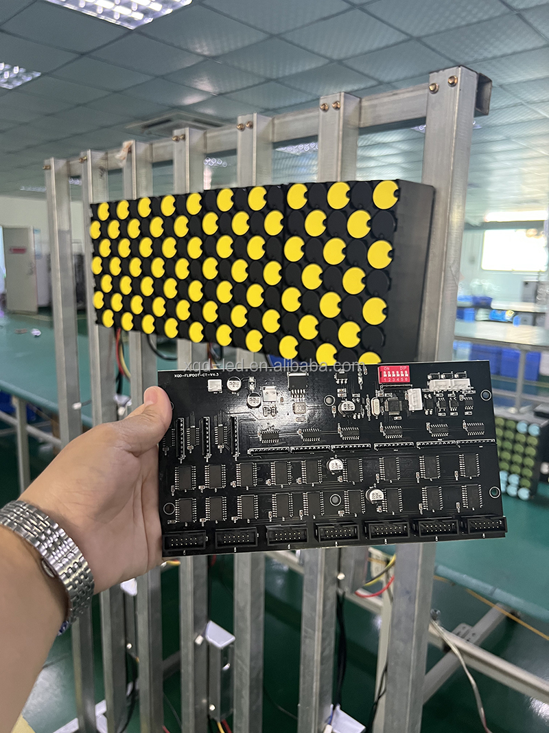 Customized Flip Dot Display Screen 15mm 8x8 Dot 120 Degree Beam Angle