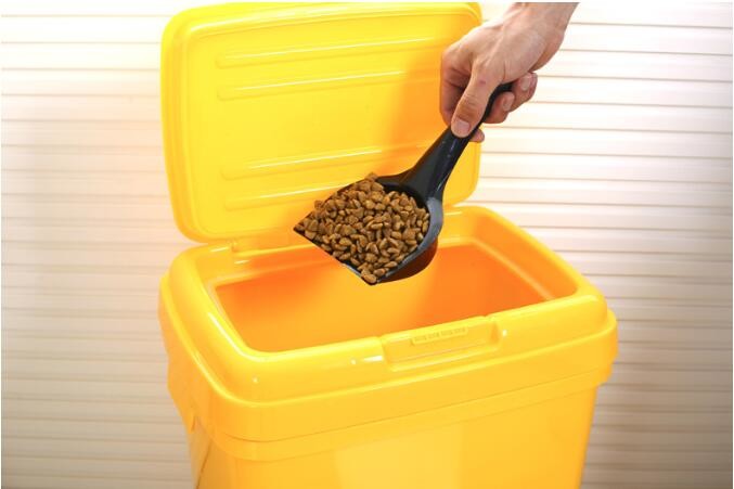 40L 15kgs 17lbs high quality stocked customized pet food storage container bucket dispenser dog food can box for dog cat
