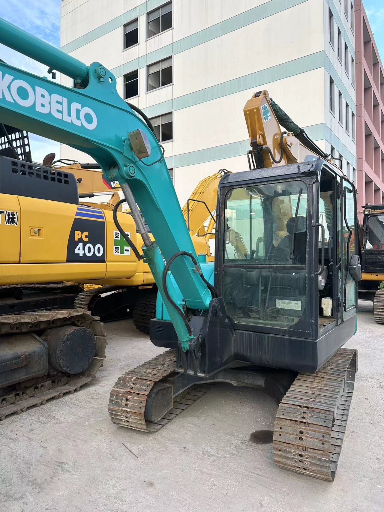 Original Kobelco Used Excavator SK60 6 Ton Tracked Earth Moving Machine