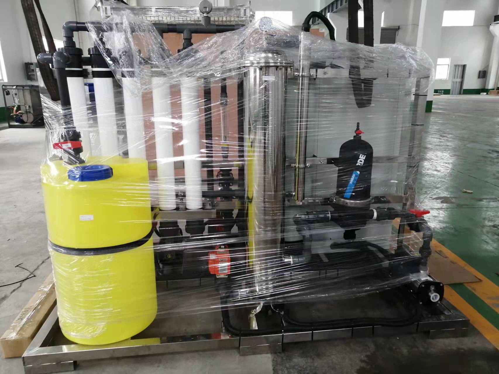 0.03um PVDF Ultrafiltration Equipment UF System 40C For Water Purification