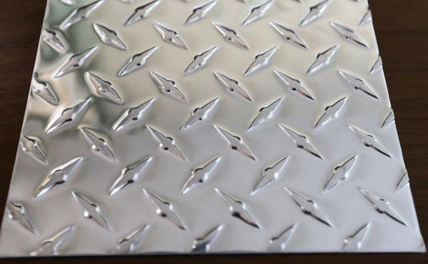 Non Slip Alloy Checker Plate , Diamond Aluminum Sheet For Construction
