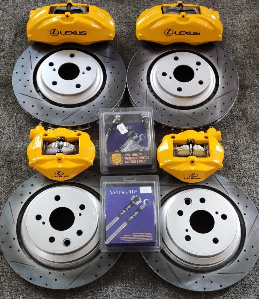 Rim R18 Upgraded Car Brake Calipers Kits Toyota Reiz / Brembo Refurbished