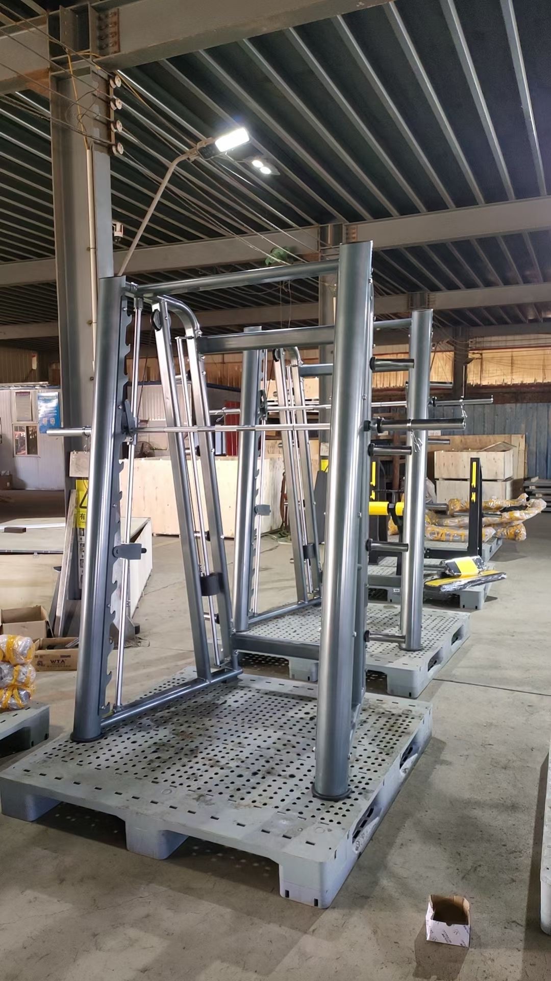 Commercial Indoor Gym Equipment Multi Function Station Plate Loaded Machines Body Building Smith Trainer