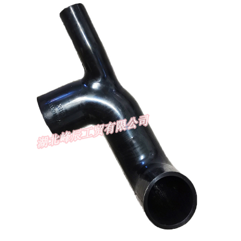 Dongfeng/Dcec Kinland Engine Parts Auto parts for Truck Intake Tube-Engine 1303021-T0500