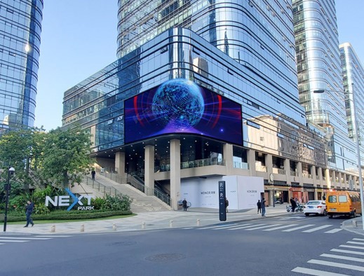 Outdoor Advertising LED Display Capacitive Touch Screen Digital Poster for Multiple Installation