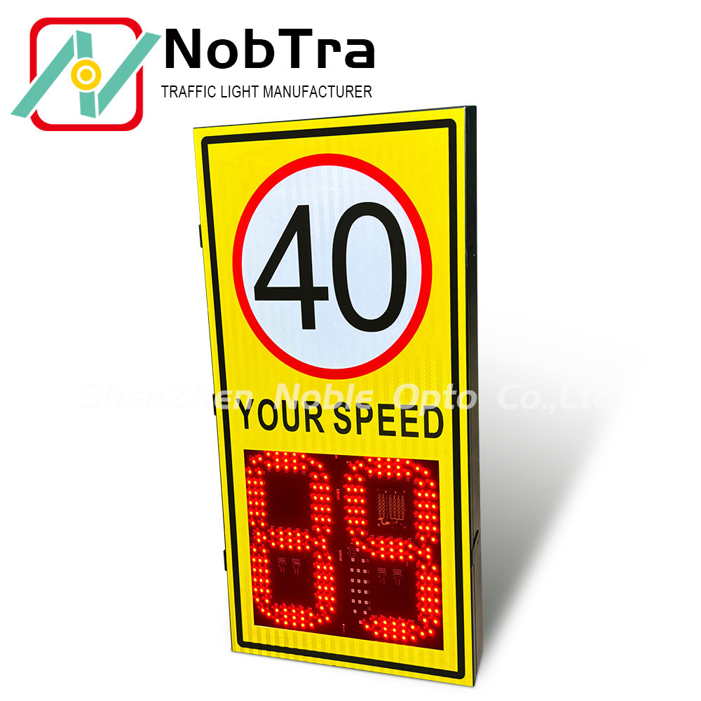 LED Display Type Solar Powered Radar Speed Signs with 140 Pcs LED Quantities MAX 36W