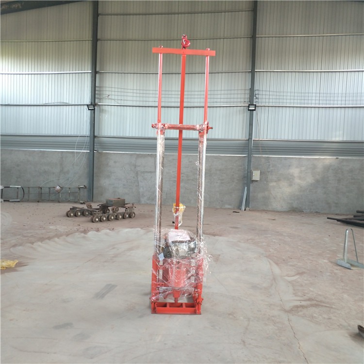 Small 30m Mountain Core Drilling Rig , Gasoline Geological Exploration Rig