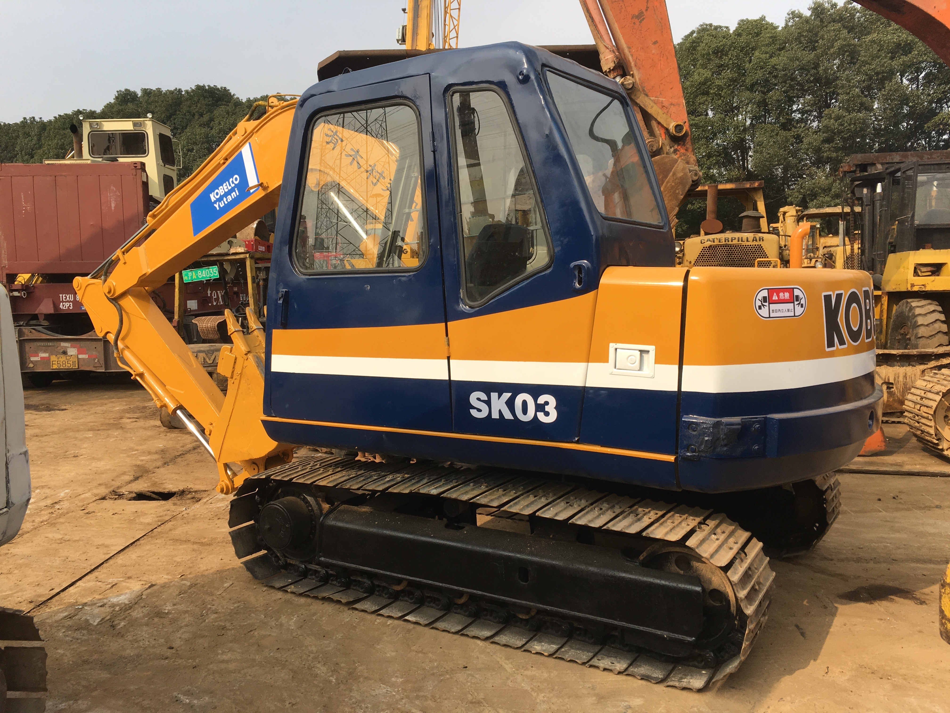 Kobelco SK03 SK07 SK200 EX200 Japan Made Cheap Price Mini Crawler Digger Excavator For Sale